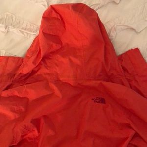 Women’s NorthFace raincoat